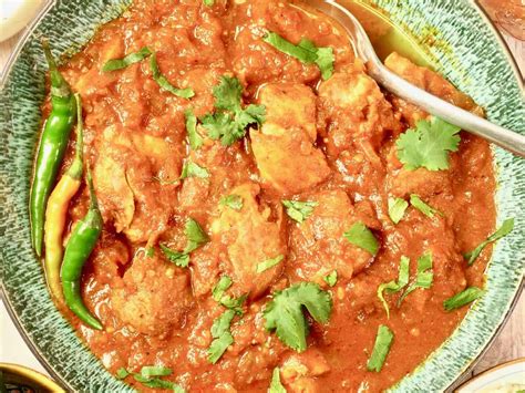 30 Minute Instant Pot Chicken Vindaloo Goan Style Myindianstove