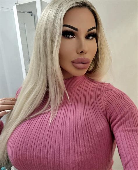 Beautiful Bimbo😍 Rblondes