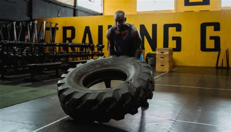 18 Crossfit Tire Flip Workouts Individual And Partner Wods Runbryanrun