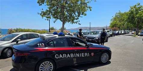 Sventata A Crotone La Solita Truffa Del Finto Carabiniere Gazzetta