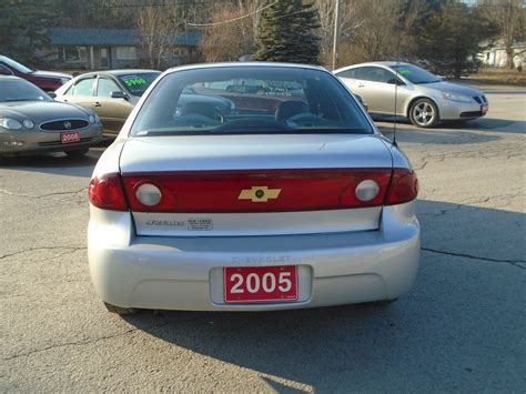 2005 CHEVROLET CAVALIER (9) | Bob Currie Auto Sales