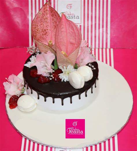 Fresh Flowers Birthday Cake - Online Custom Cakes - Cake Feasta