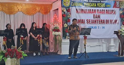 Ibadah Malam Akhir Tahun Di Jemaat Gbai Percaya Yesus Serui