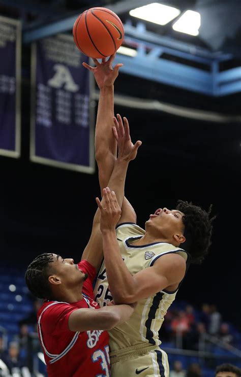 Akron Zips men's basketball snaps 3-game losing streak with home win vs ...