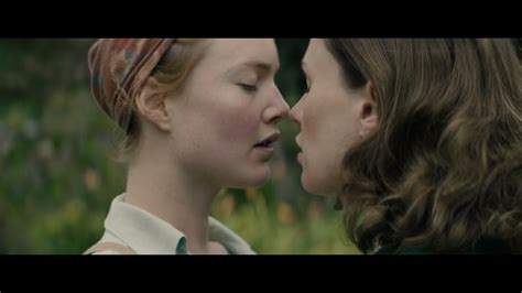 Tell It To The Bees Anna Paquin And Holliday Grainger Lesbian Scene Youtube