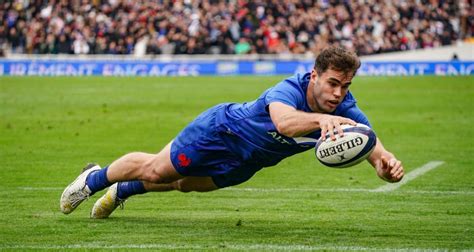 XV De France Damian Penaud Rentre Dans Le Top 10 Des Meilleurs