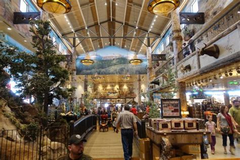 A Visit To Bass Pro Shops Las Vegas Living Las Vegas