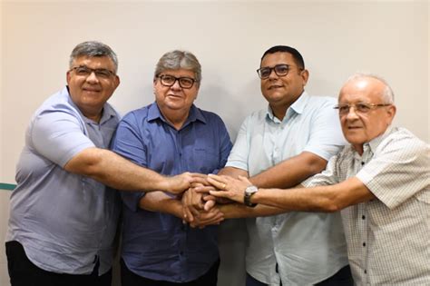 Prefeito E Pré Candidato A Prefeito De Caaporã Deixam União Brasil E Se