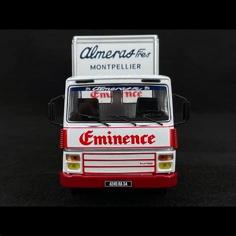 Camion Transporteur Berliet Tr Porsche Almeras Fr Res Blanc