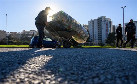 Slobodna Dalmacija Splićanin u svojoj 90 svaki dan skuplja boce