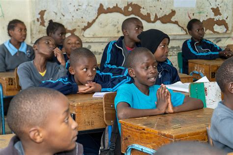 Low Tech Personalised Learning To Improve Girls Education In Kenya