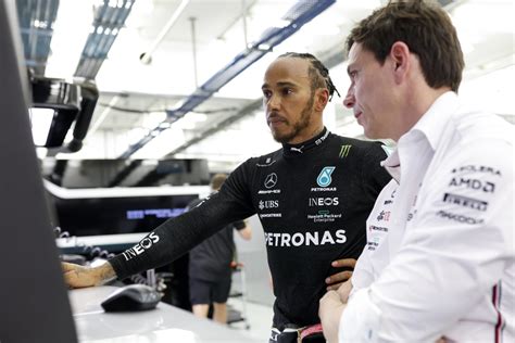 Mercedes F1 Chief Toto Wolff CALLED OUT Over Lewis Hamilton Exit