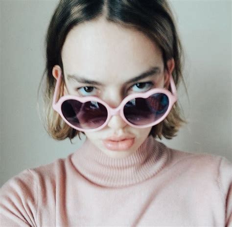 Brigette Lundy Paine Atypical Kurt Cobain Casey Luvs Celebrities