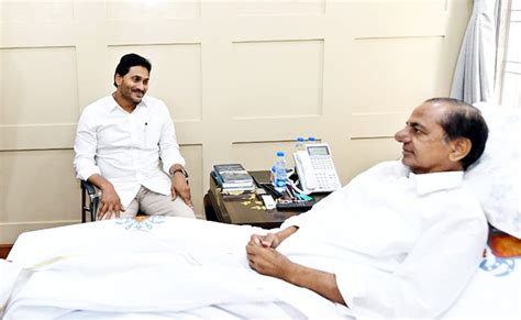 కేసీఆర్‌కు ఏపీ సీఎం జగన్‌ పరామర్శ Cm Ys Jagan Hyderabad Tour Live Updates Sakshi