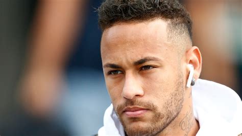 The Saddest Moment Of My Career Devastated Neymar Writes Heartfelt