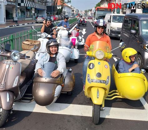 Liburan Anti Mainstream Naik Vespa Sespan Antik Di Singapura