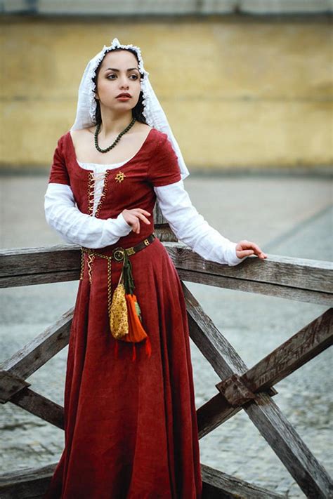 15th Century Linen Medieval Kirtle Peasant Or Townswoman Dress Etsy