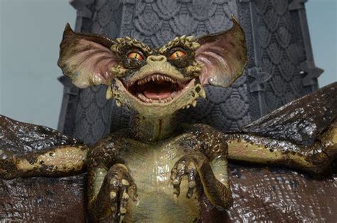 Neca Gremlins Bat Gremlin Ultimate Actionfigur Q