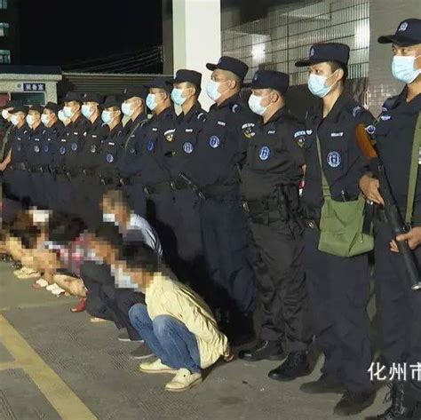 【橘州关注】公安持续铁腕整治：100多名警力夜查下郭街道重点场所清查