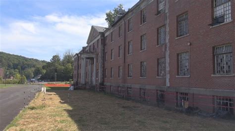 Trans-Allegheny Lunatic Asylum prepares for haunted house season