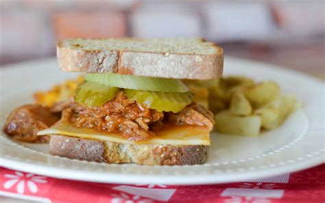 Pulled Pork Sandwiches And Veggies Mommy Hates Cooking