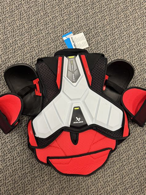 Bauer Vapor Hyperlite Senior Large Shoulder Pads Sidelineswap