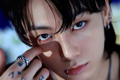 Bts Jungkook Releases The Hate You Visualizer Before Enlisting In