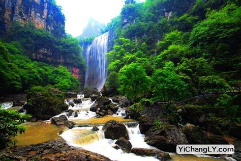 宜昌东站免费接三峡大瀑布两坝一峡豪华游船两日游宜昌旅游网