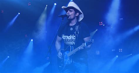 Brad Paisley Mohegan Sun Arena Ct In Uncasville Ct On June 29 2024