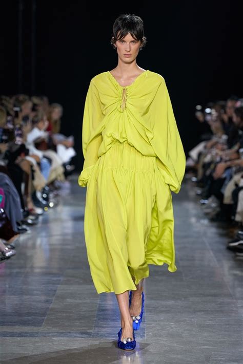 Rochas Spring 2020 Ready To Wear Collection Cool Chic Style Fashion