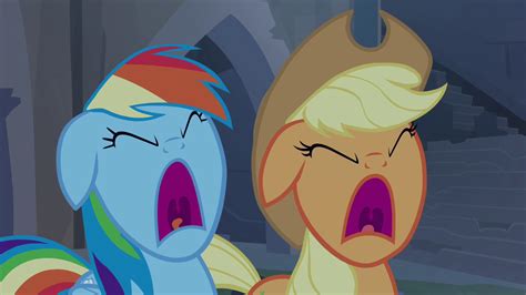 Image Applejack And Rainbow Dash Screaming S04e03png My Little