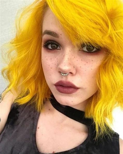 Cabelo Amarelo Uma Cor Ousada E Cheia De Possibilidades