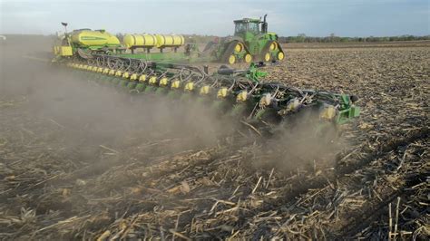 John Deere 9570rx Pulling 48 Row Db120 Planter Spring Planting Youtube