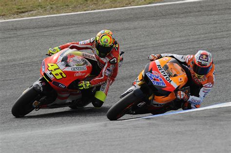 Rossi Vs Stoner The Battle Continues Visordown