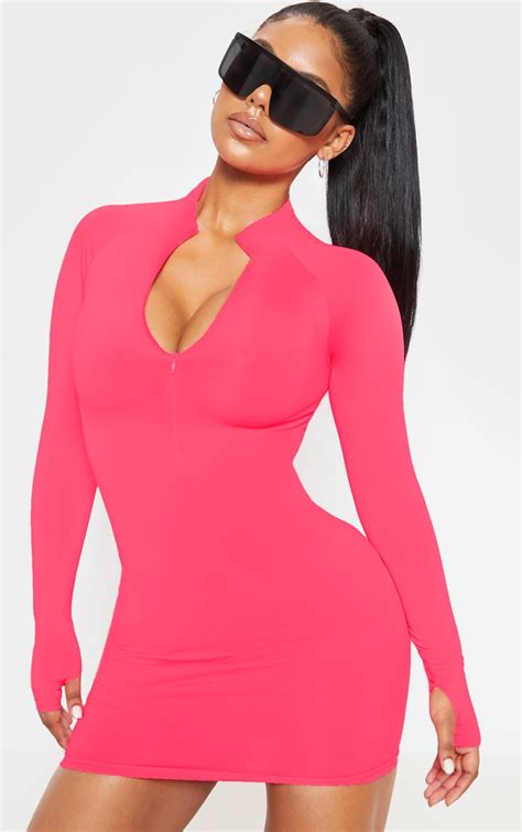 Hot Pink Slinky Long Sleeve Zip Up Bodycon Dress Prettylittlething Ca