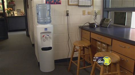 Some Fresno Schools Providing Bottled Water While Water Is Tested For Lead Abc30 Fresno