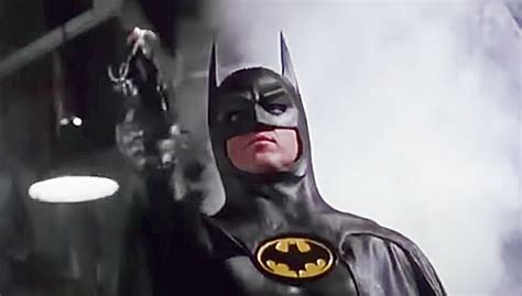 Michael Keaton S New Batman Costume Revealed By The Flash Director Maxim