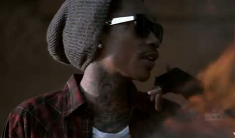 Maroon Feat Wiz Khalifa Payphone Video