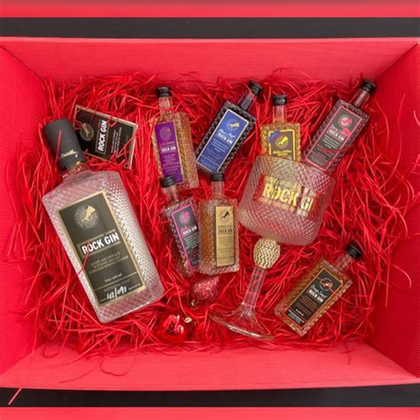 Cornish Rock Gin Hampers Great Ts For The Gin Lovers In Your Life