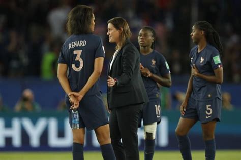 Jean Michel Aulas Ol La S Lectionneuse Des Bleues Corinne Diacre