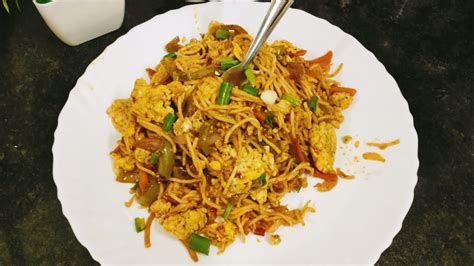 Egg Chowmein Recipe 😋😋🤤👌 Street Style Yummy Noodles 🍜🤤 Youtube Eggchowmin Mustry