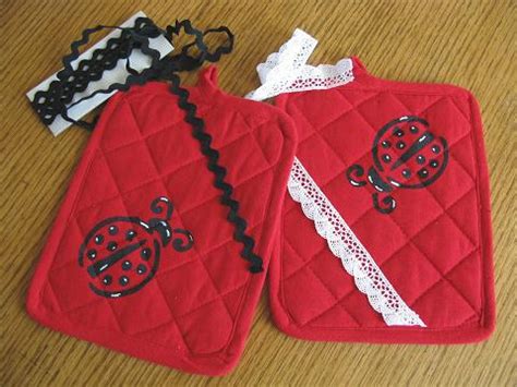 Miss Abigail S Hope Chest Stenciling Tutorial Ladybug Hot Pads