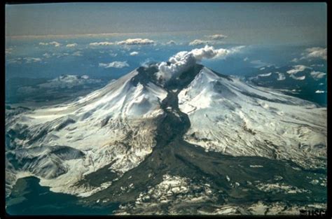 How many active volcanoes are there in the United States? | American ...