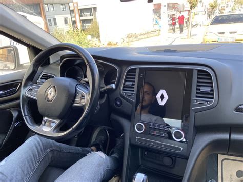 RENAULT MEGANE 4 ANDROİD CARPLAY TESLA MULTİMEDYA 4 RAM 64 HAFIZA