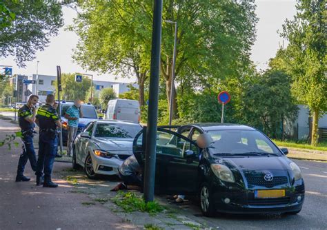 Lichtgewonde Bij Kop Staart Botsing Rozenlaan In Maassluis Maasmedia