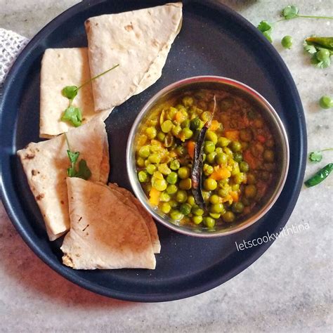 Green Peas Curry by lettuce24 | Quick & Easy Recipe | The Feedfeed