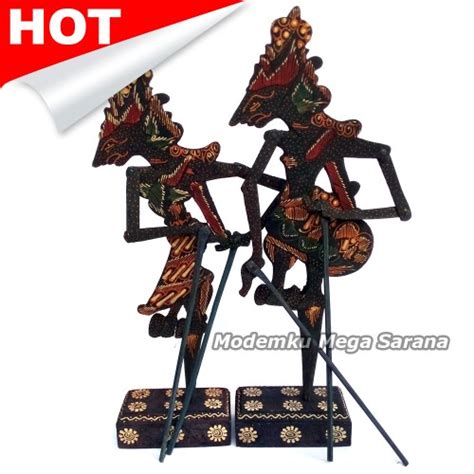 Jual Miniatur Wayang Kayu Batik Rama Shinta Ukuran S X X Cm