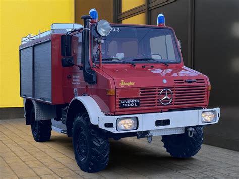 Unimog U 1300 L 435 TFL8 18 Feuerwehr Löschfahrzeug Geräte Das