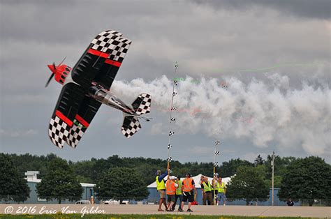 Van Gilder Aviation Photography, EAA Airventure 2016- Skip Stewart