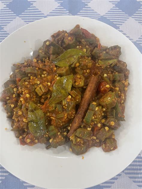 Fried Okra And Tomato Curry Bunch